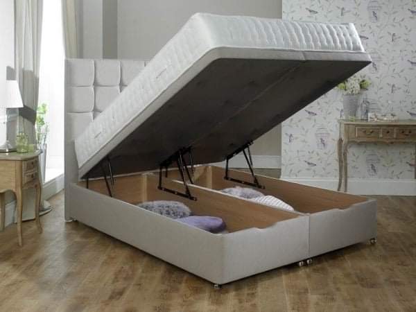 WhatsApp-Image-2021-01-06-at-12.14.18.jpeg Cube Headboard Divan bed Frame - Image 1